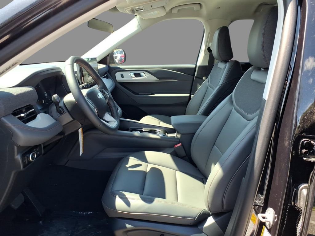 New 2026 Ford Explorer Active w/ Active Comfort Package image 20