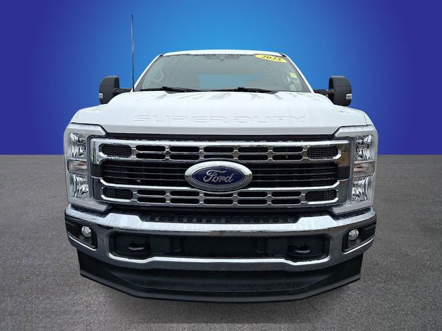 Used 2025 Ford F250 XLT image 2
