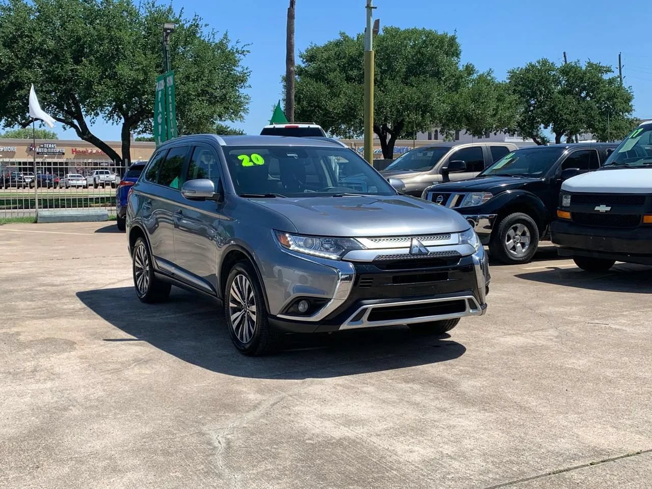 Used 2020 Mitsubishi Outlander SEL AWD/4WD image 3