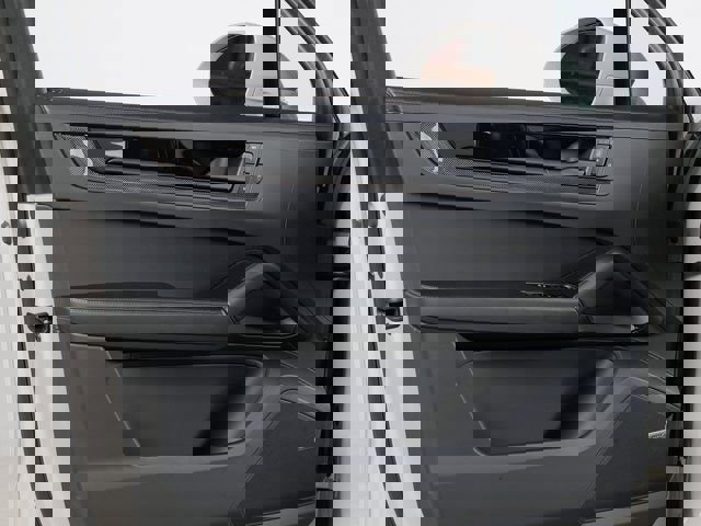 New 2026 Porsche Cayenne GTS image 27