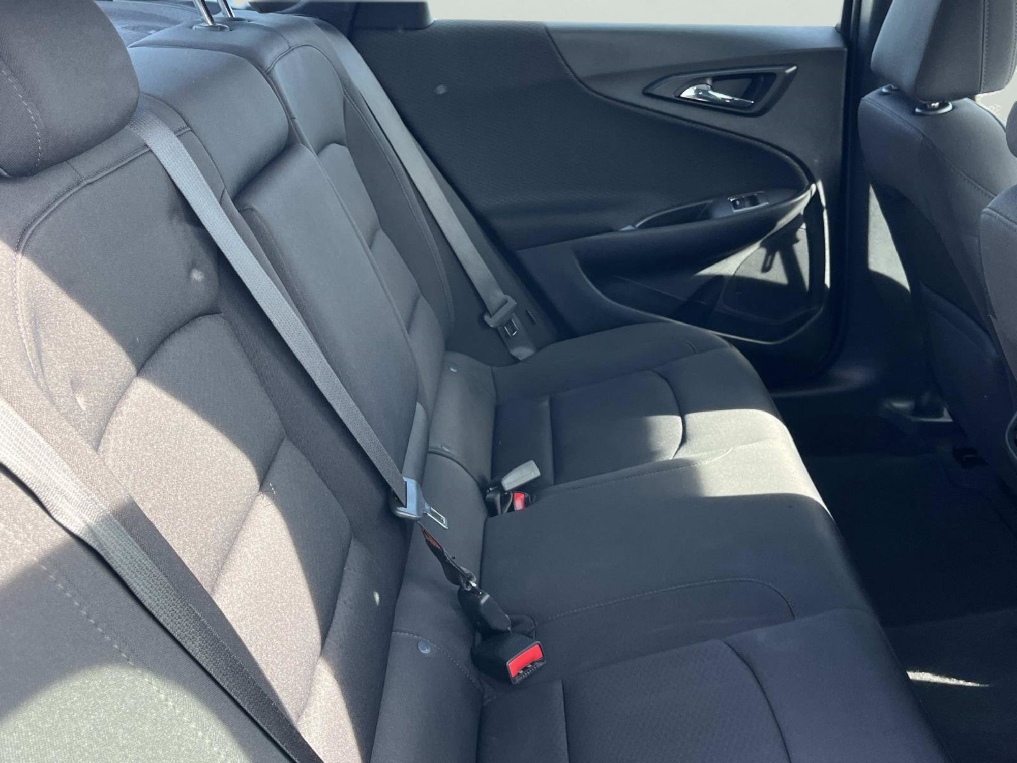 Used 2021 Chevrolet Malibu LT FWD image 21