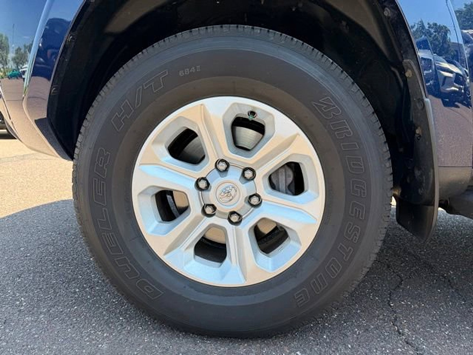 Used 2024 Toyota 4Runner SR5 Premium w/ Moonroof Package AWD/4WD image 25