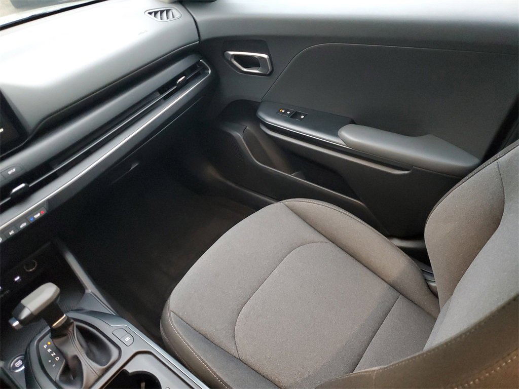 Certified 2025 Kia K4 LXS image 12