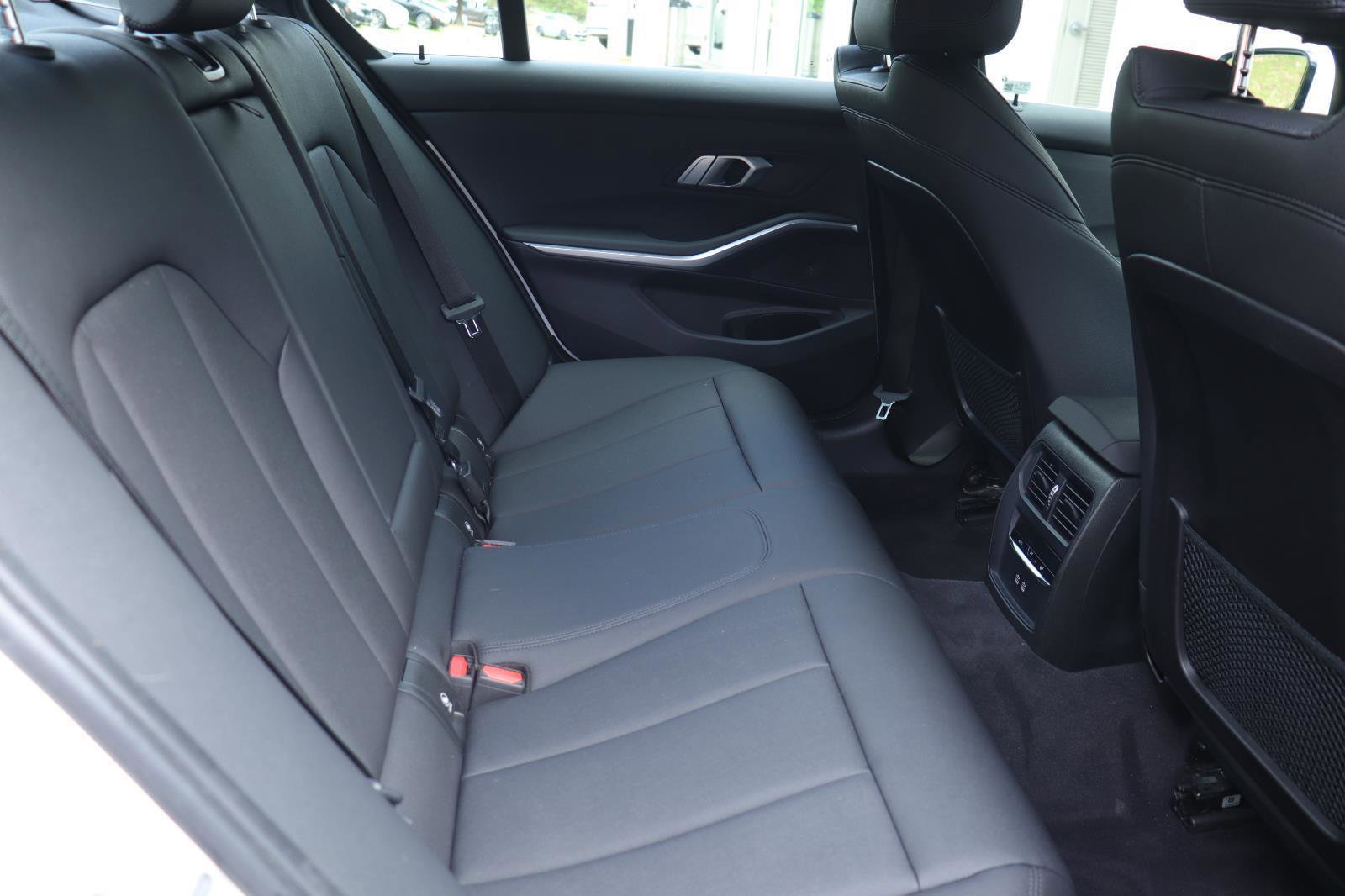 Used 2021 BMW 330e w/ Convenience Package RWD image 18