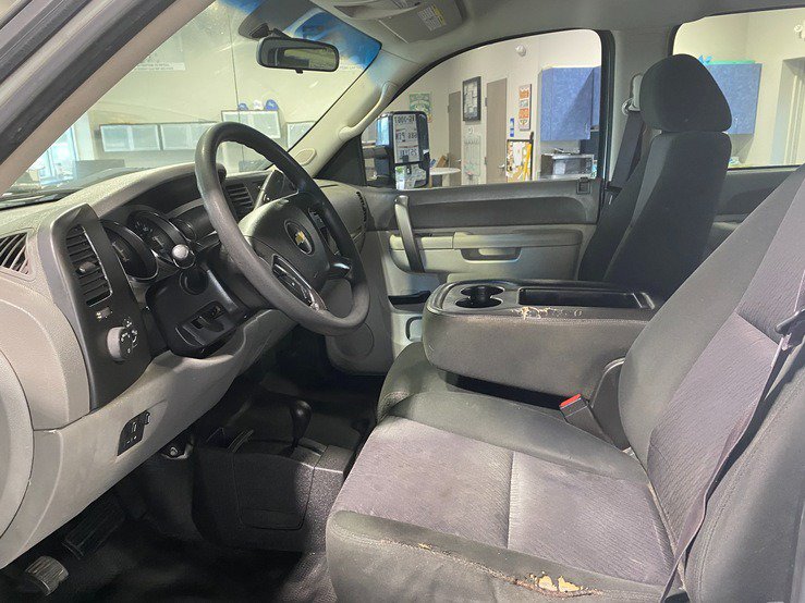 Used 2013 Chevrolet Silverado 2500 W/T AWD/4WD image 11