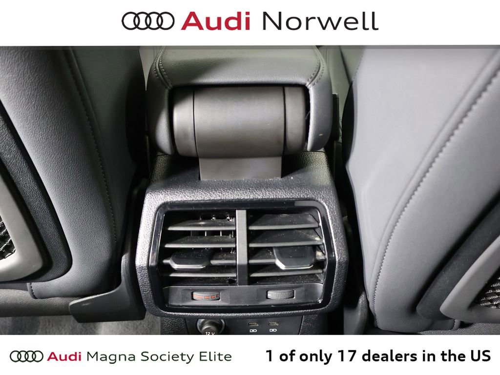 Used 2023 Audi Q3 2.0T Premium w/ Convenience Package AWD/4WD image 23