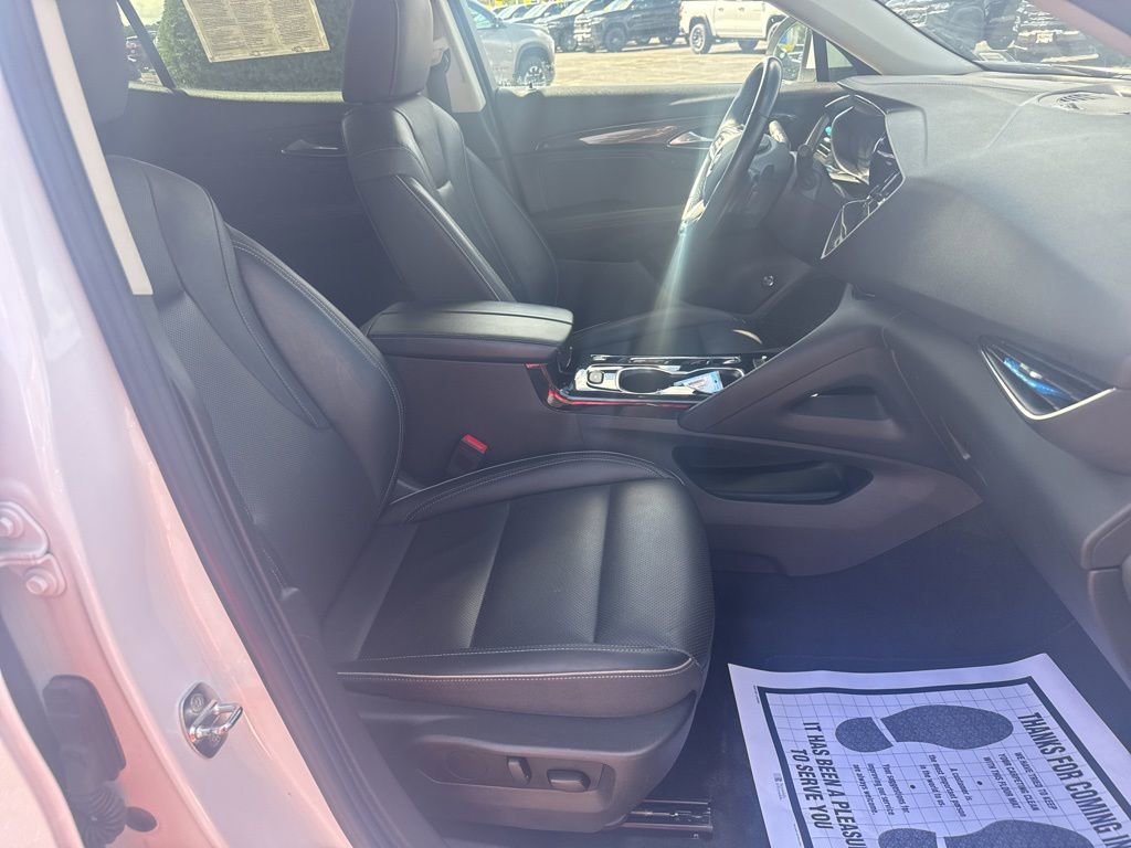 Used 2023 Buick Envision Essence image 13