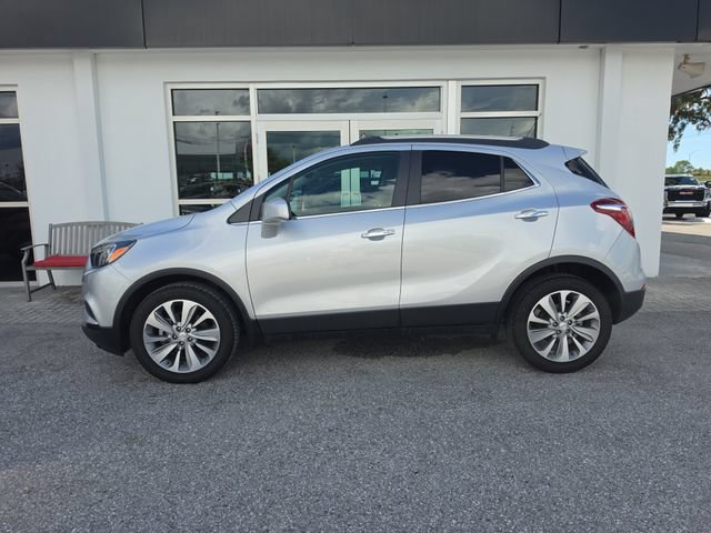 Certified 2020 Buick Encore Preferred w/ Safety Package FWD image 4