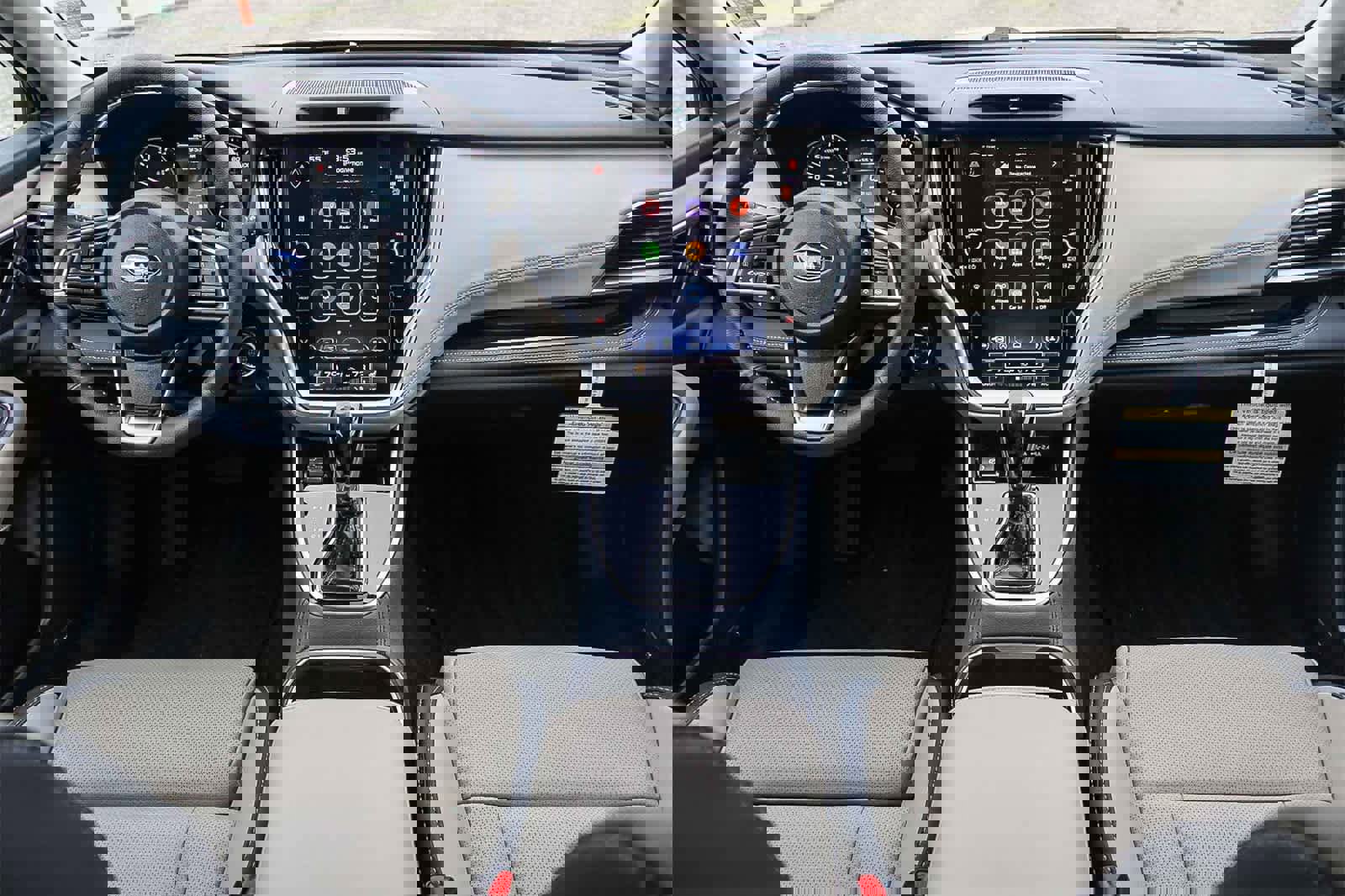 New 2025 Subaru Outback Limited image 12