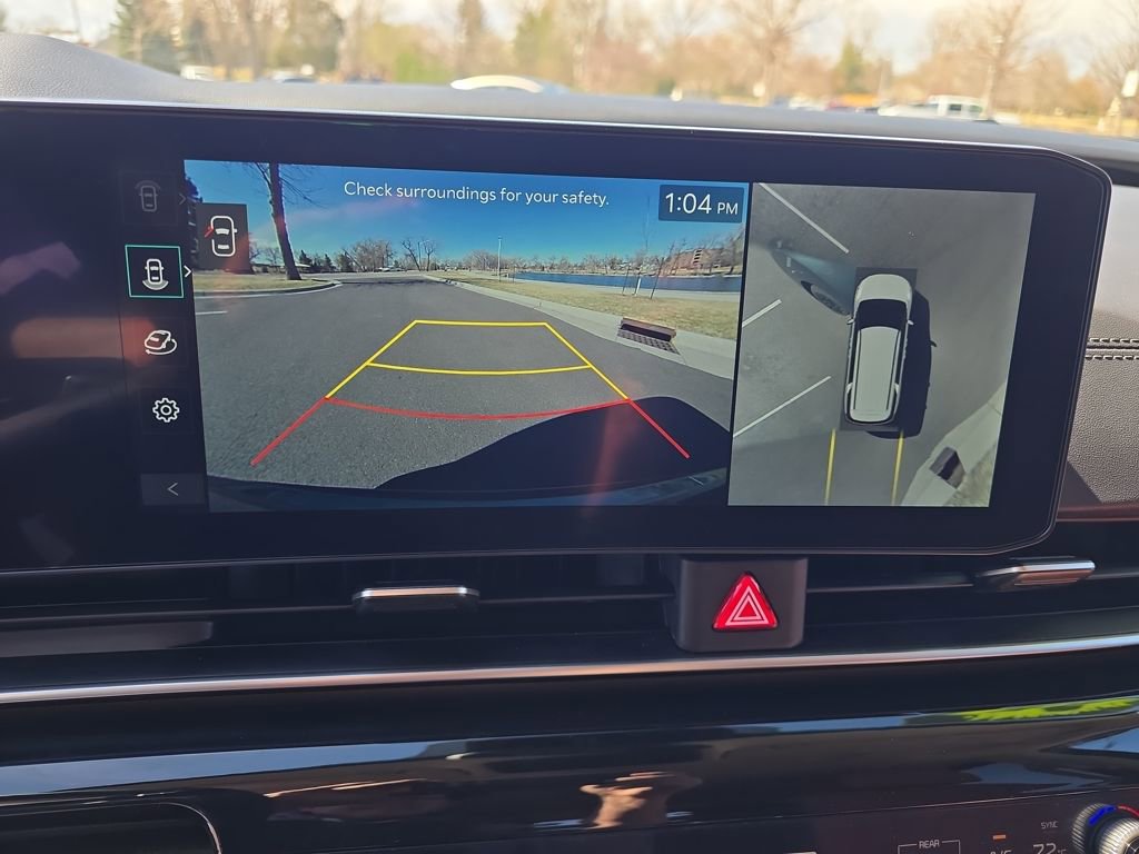 Used 2025 Kia Carnival SX Prestige image 21