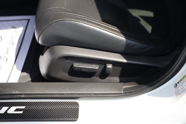 Used 2019 Honda Civic EX-L image 15