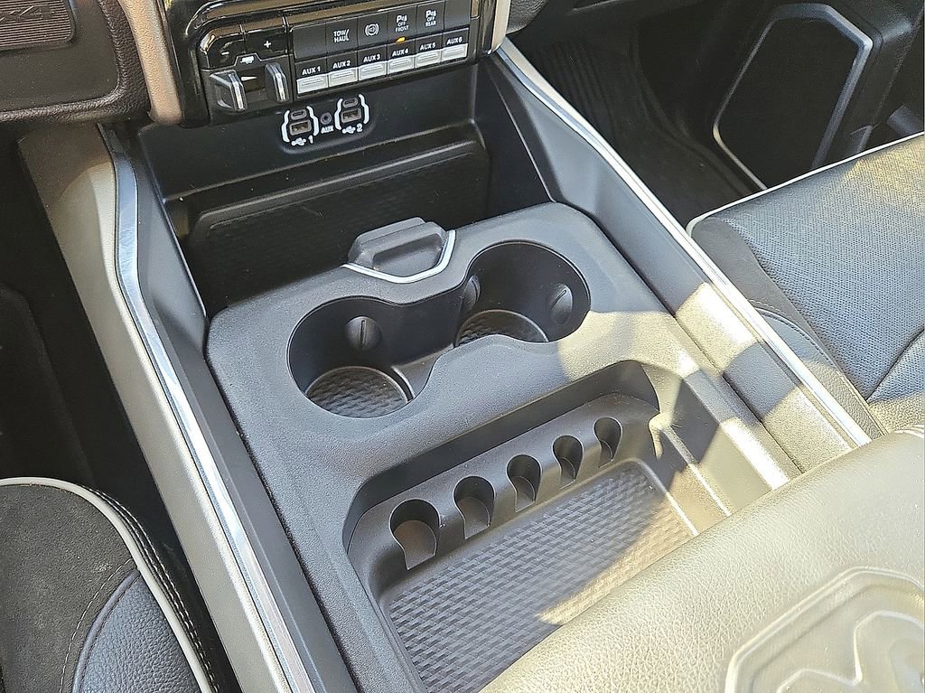 Used 2024 RAM 3500 Laramie image 30