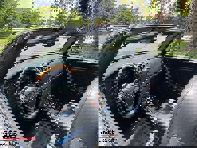 Used 2005 Cadillac XLR image 13