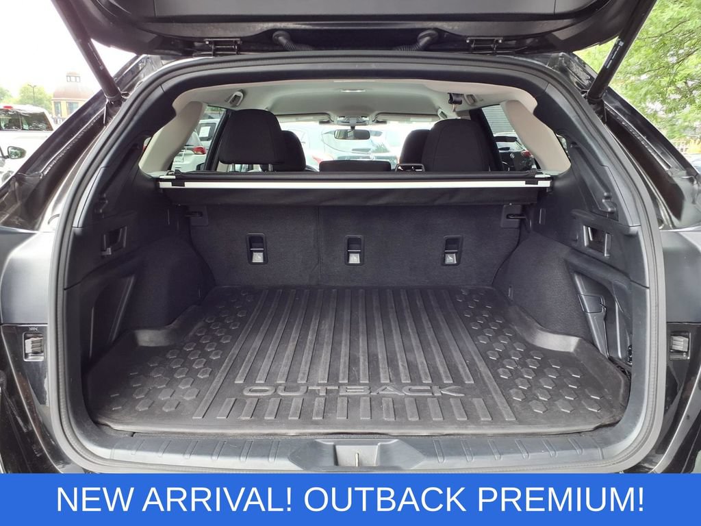 Used 2023 Subaru Outback Premium AWD/4WD image 19