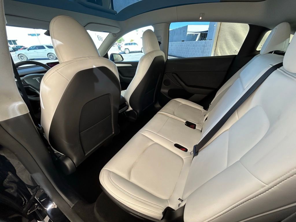 Used 2025 Tesla Model Y Long Range image 20