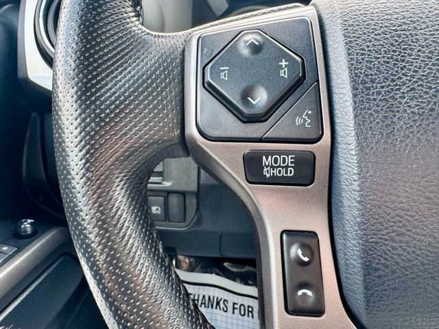 Used 2019 Toyota Tacoma SR5 AWD/4WD image 18