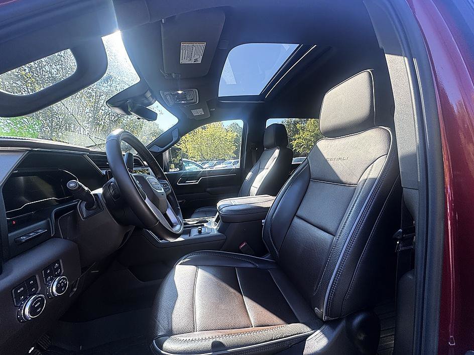 Used 2024 GMC Sierra 3500 Denali w/ Denali Reserve Package AWD/4WD image 13