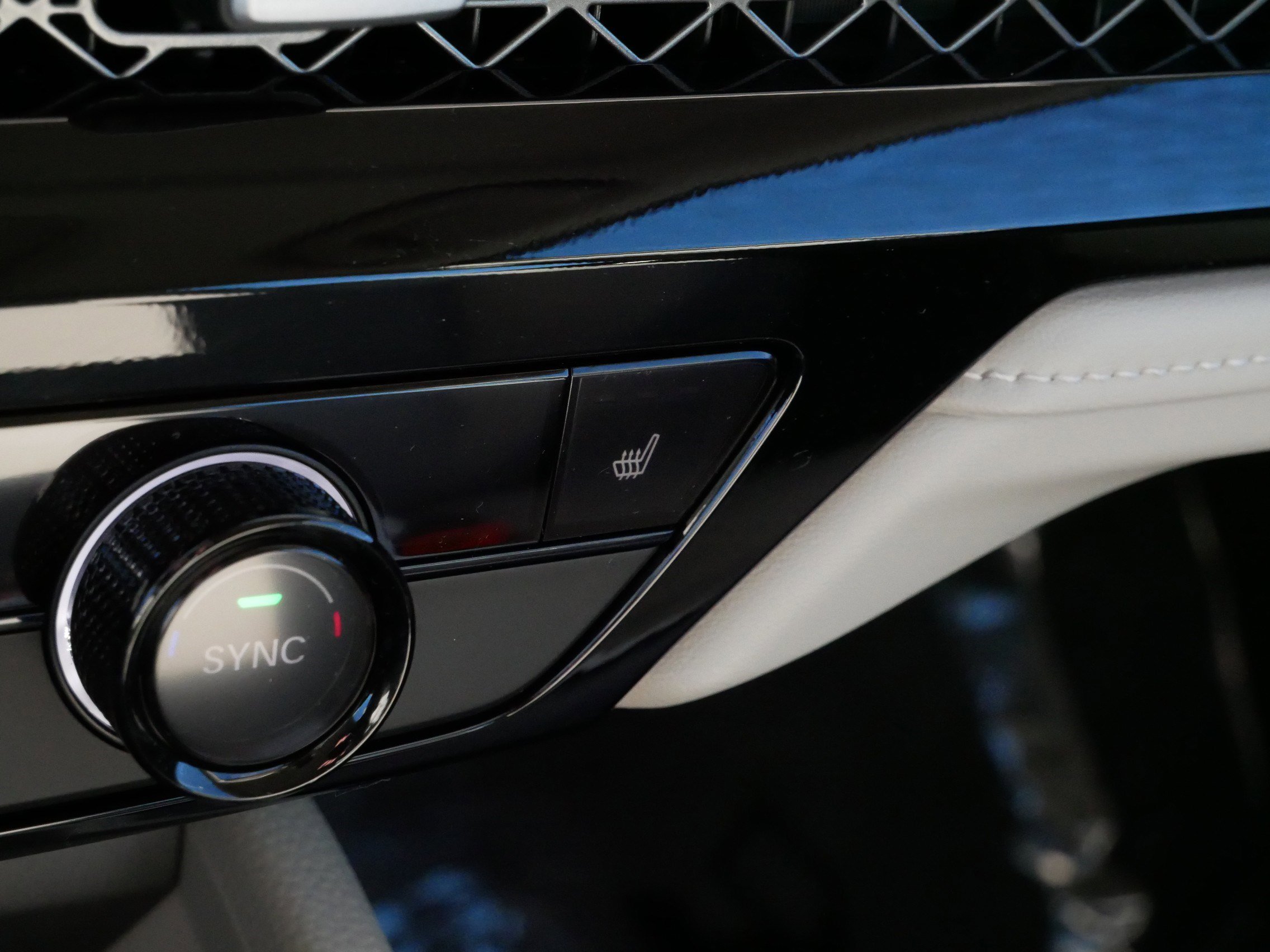 Certified 2025 Honda Accord EX-L image 29