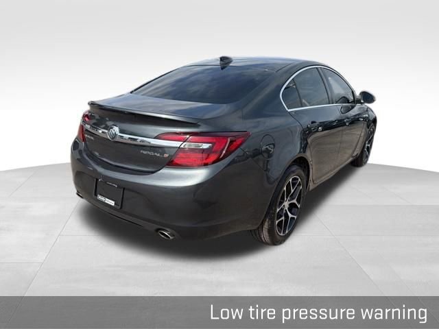 Used 2017 Buick Regal Sport Touring image 13