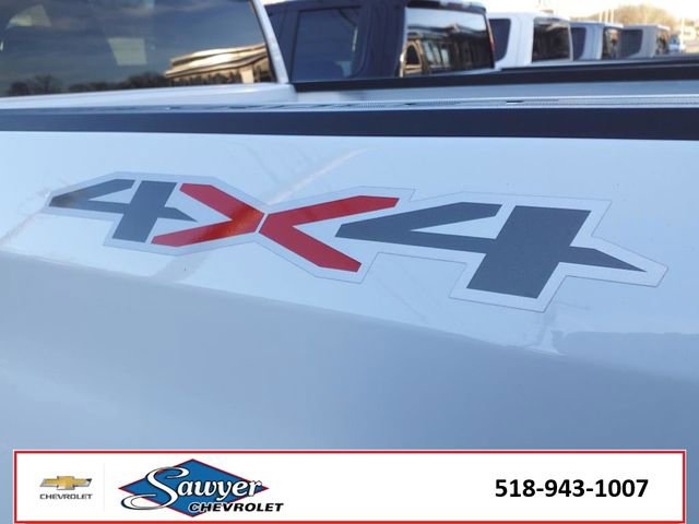 Used 2025 Chevrolet Silverado 1500 LT image 11