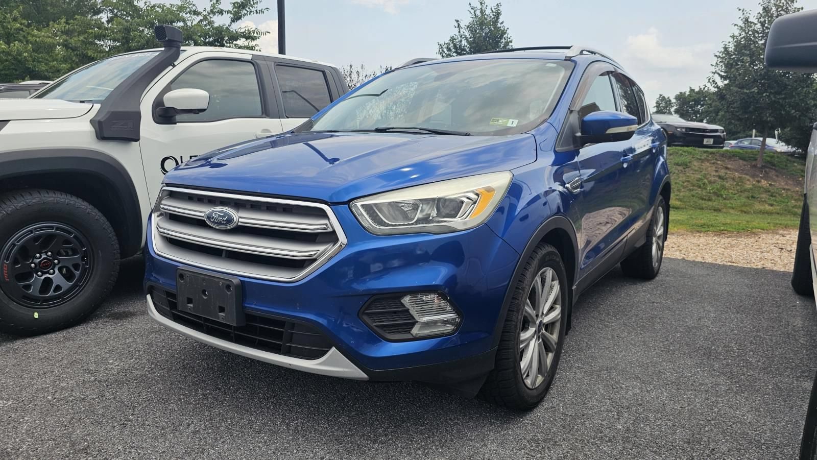 Used 2017 Ford Escape Titanium AWD/4WD image 1