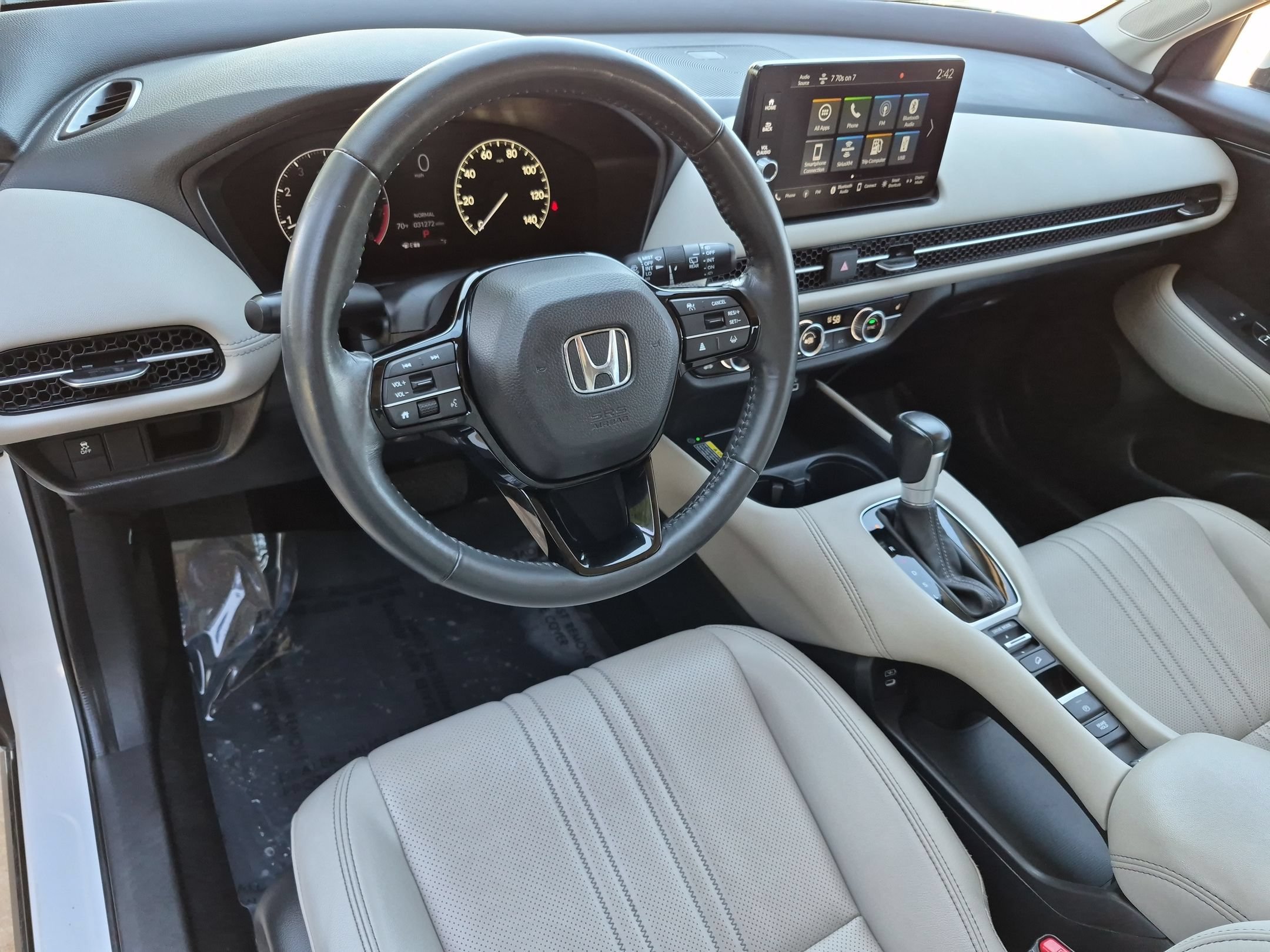 Used 2024 Honda HR-V EX-L image 10