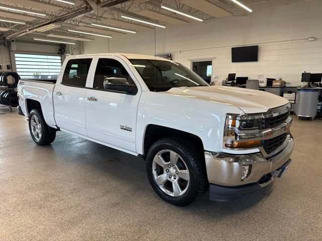 Used 2017 Chevrolet Silverado 1500 LT w/ Texas Edition AWD/4WD image 3