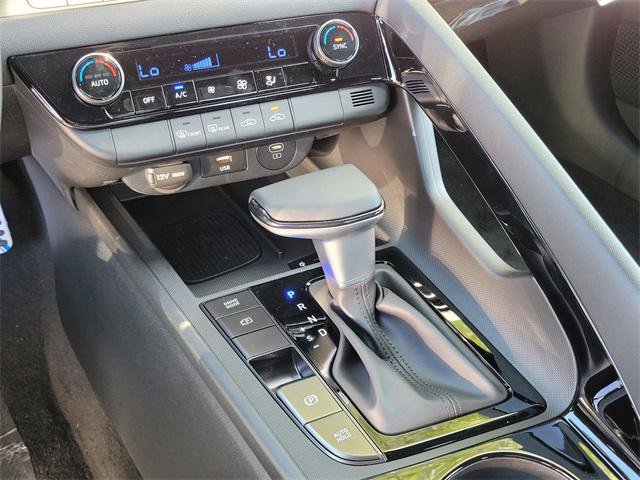 New 2025 Hyundai Elantra SEL image 10