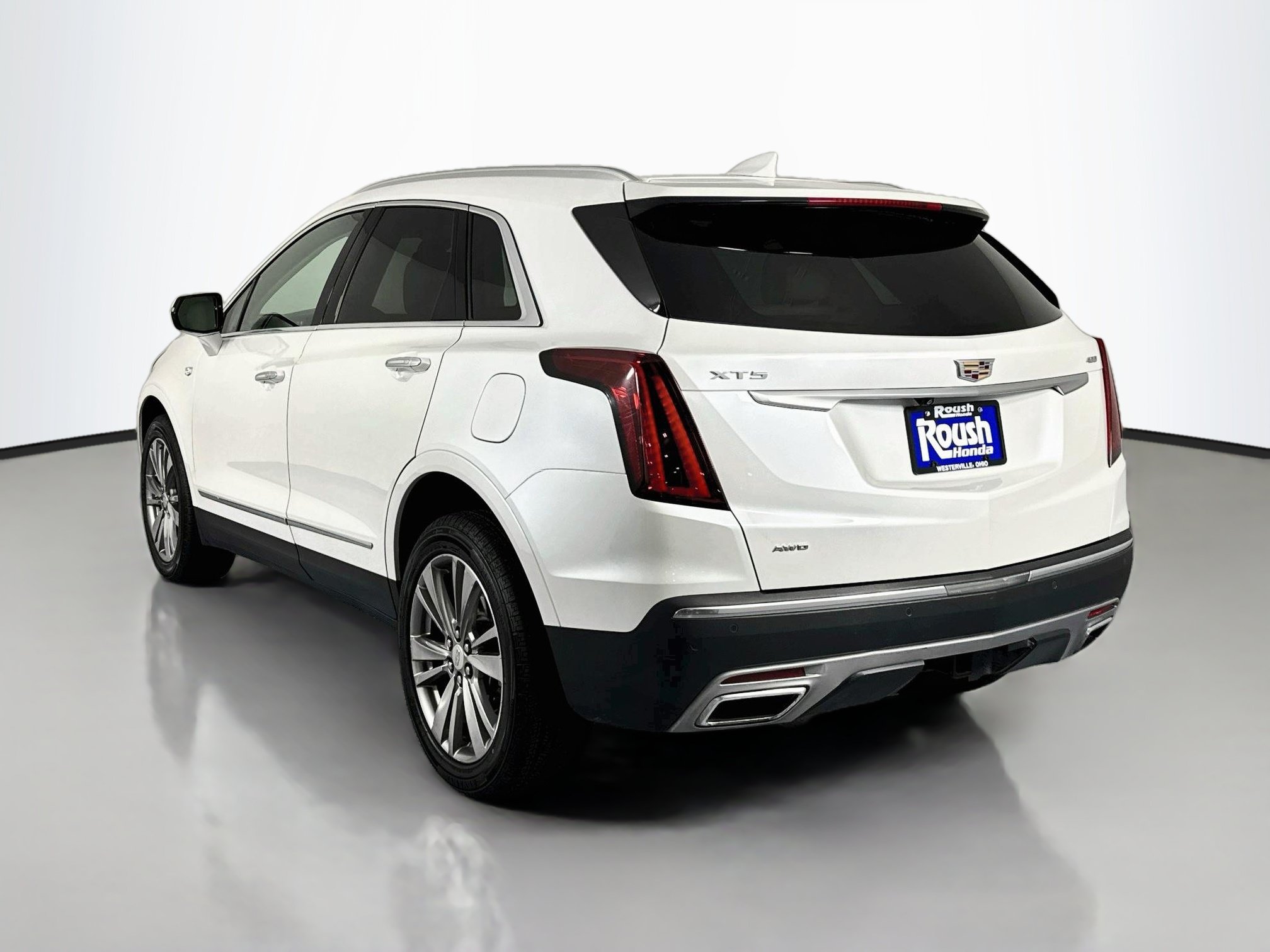 Used 2021 Cadillac XT5 Premium Luxury AWD/4WD image 7