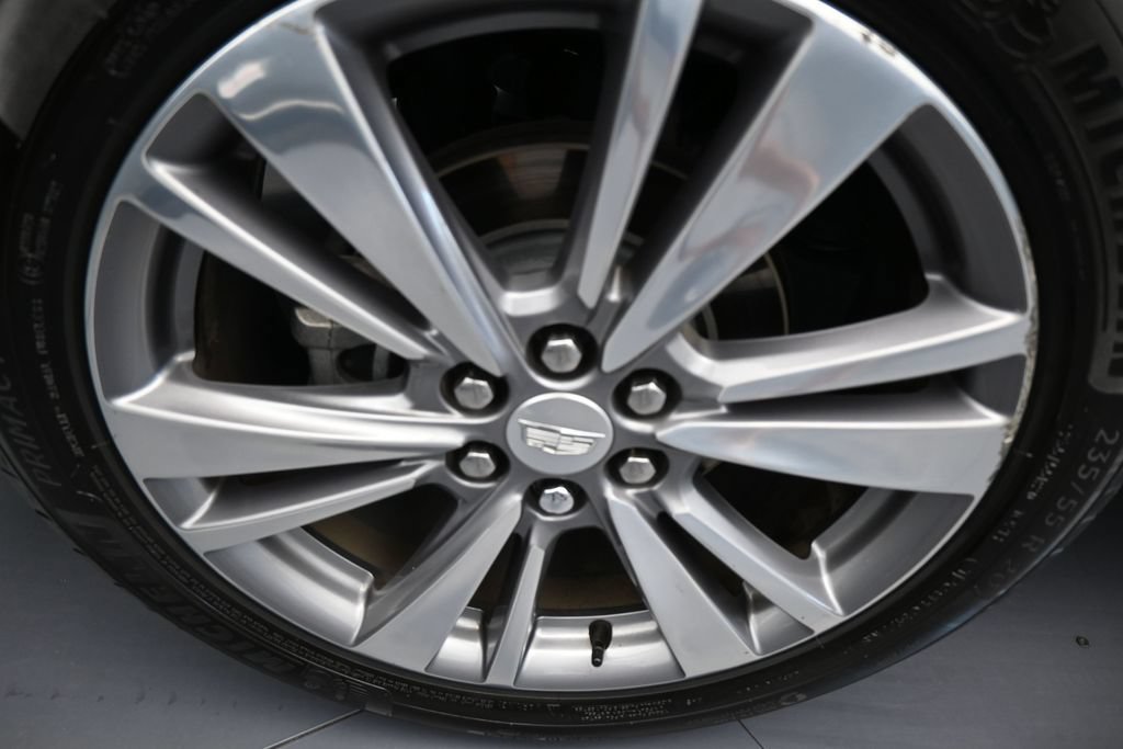 Used 2020 Cadillac XT6 Premium Luxury FWD image 46