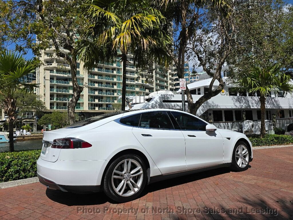 Used 2015 Tesla Model S 70 image 5