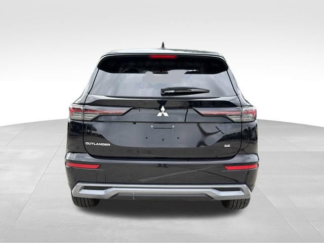 New 2026 Mitsubishi Outlander SE FWD image 4