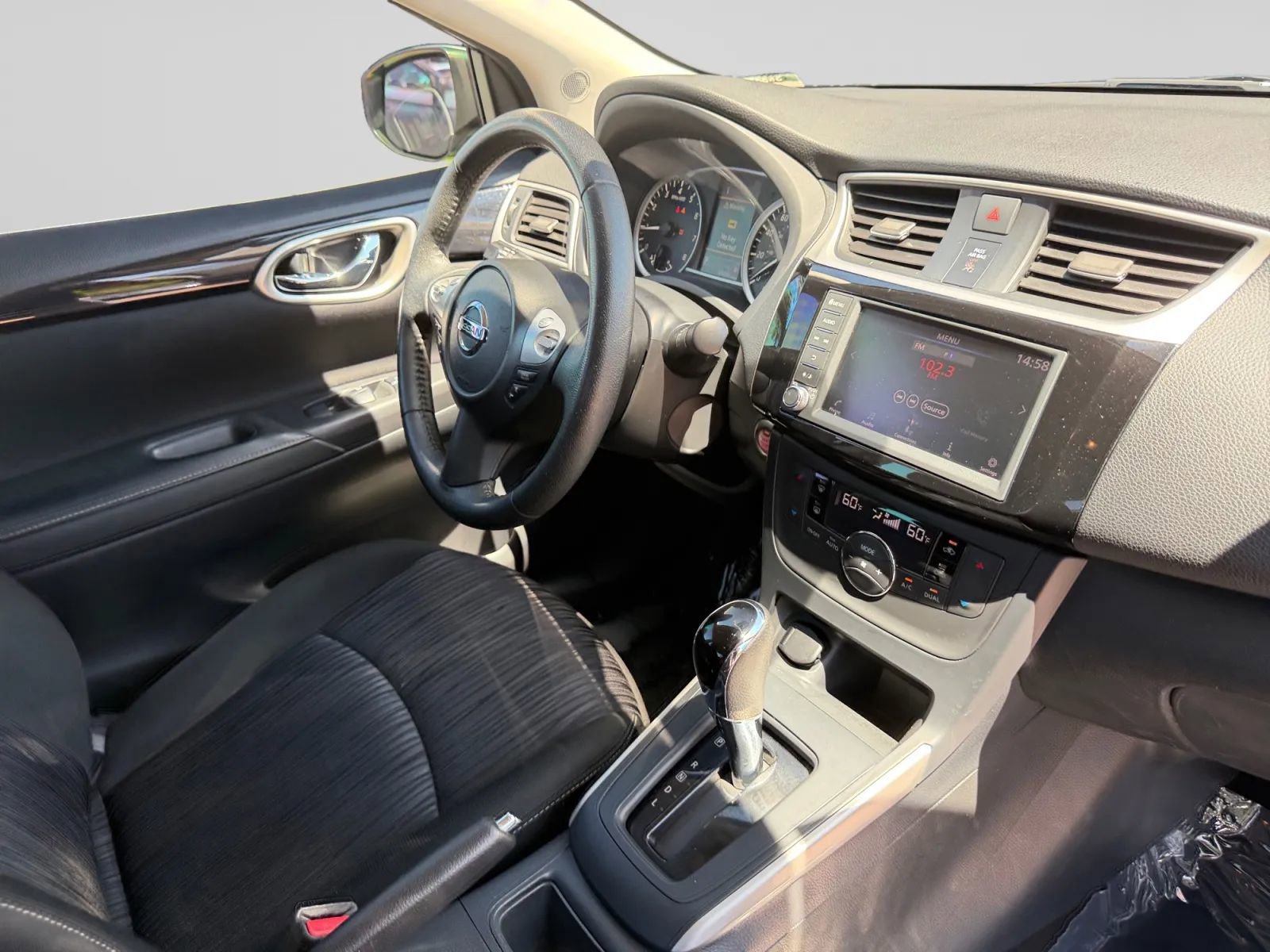 Used 2019 Nissan Sentra SV FWD image 36