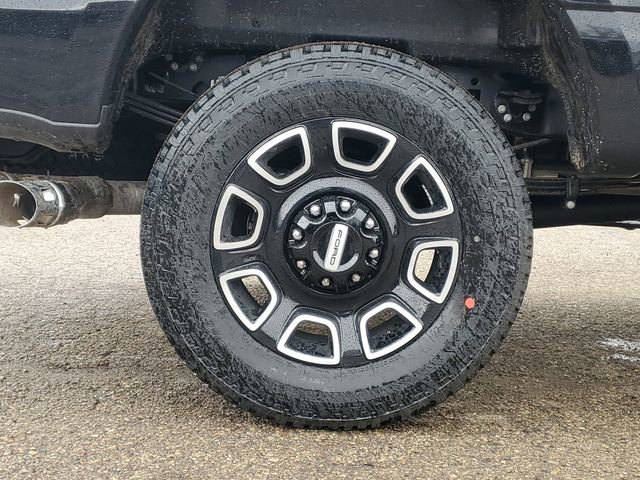 New 2026 Ford F350 Platinum w/ FX4 Off-Road Package image 12