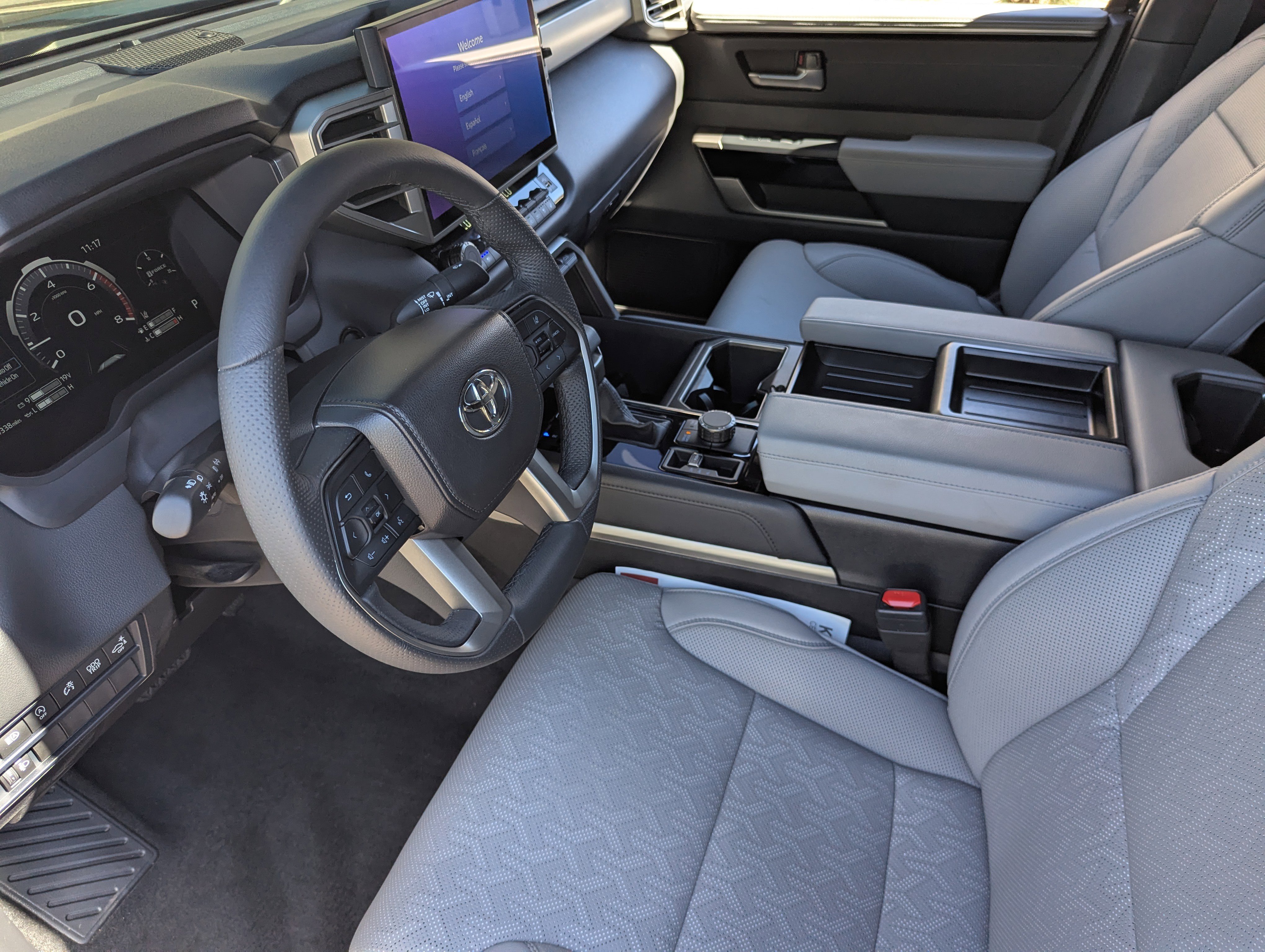 Used 2025 Toyota Tundra Limited image 20