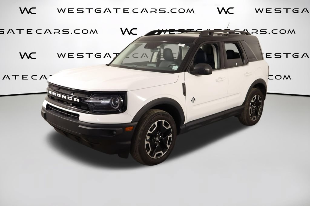 Used 2023 Ford Bronco Sport Outer Banks AWD/4WD image 1