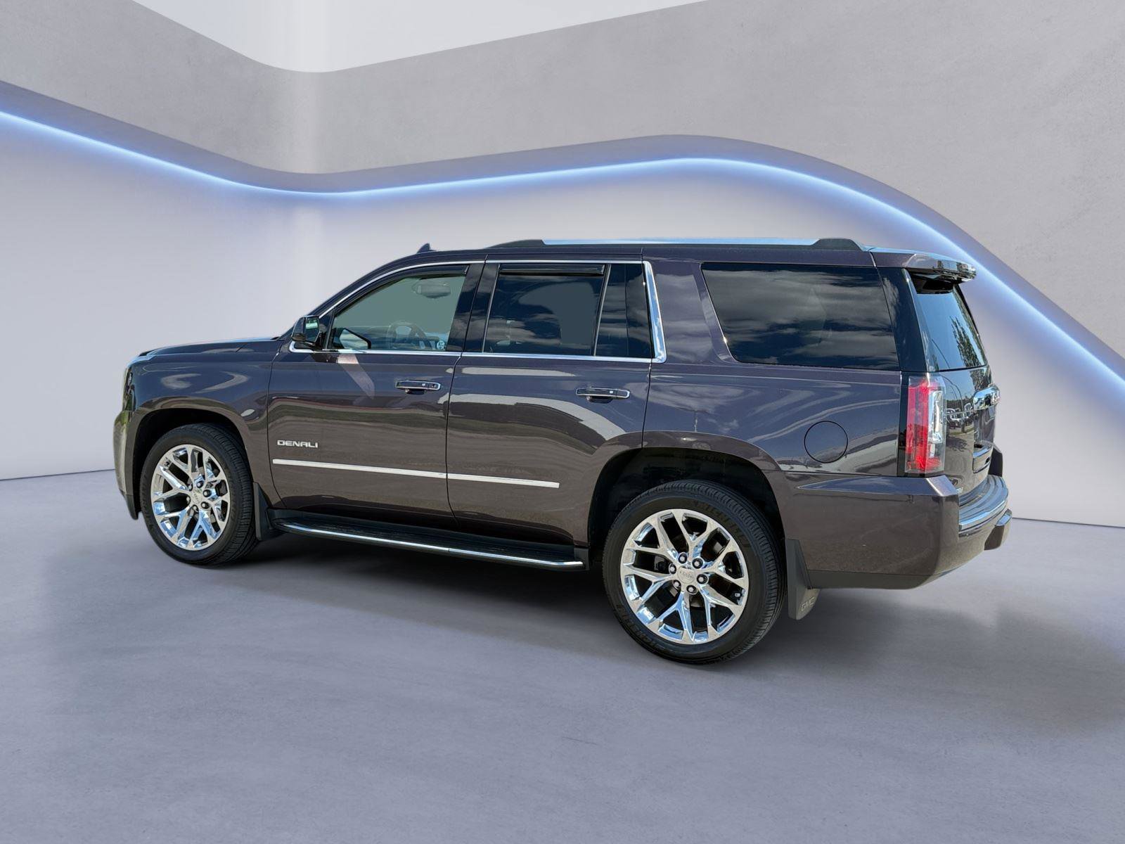 Used 2016 GMC Yukon Denali w/ Open Road Package AWD/4WD image 6