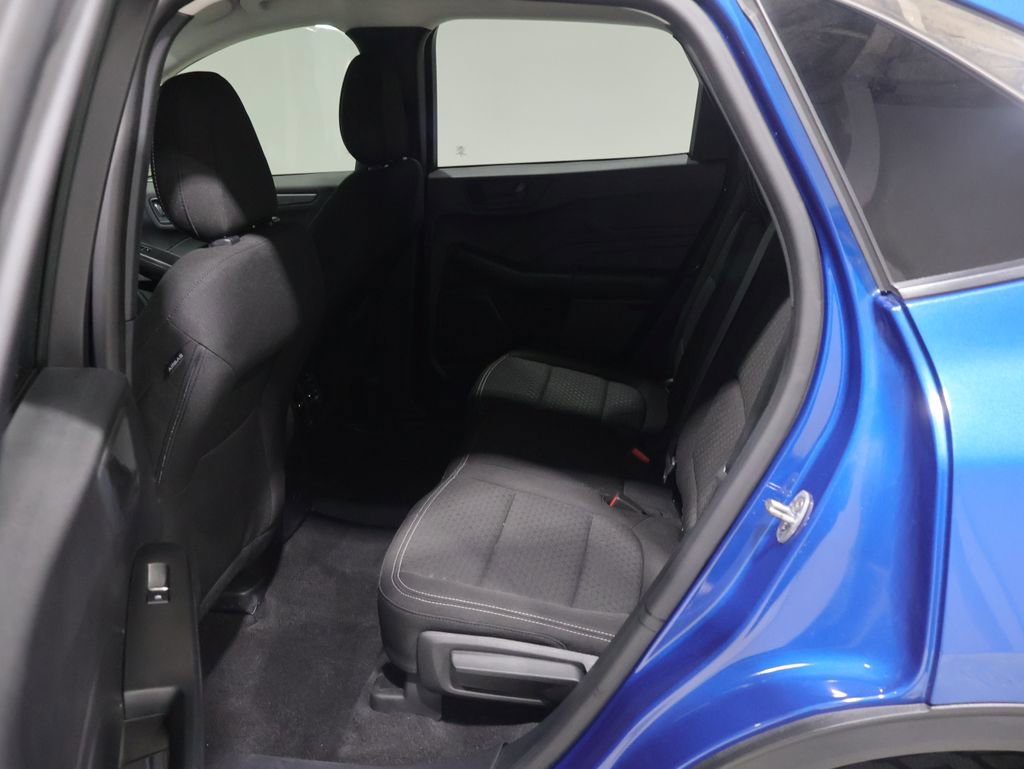 Used 2023 Ford Escape Active w/ Tech Pack #1 AWD/4WD image 17