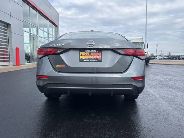 Used 2025 Nissan Sentra SV image 6