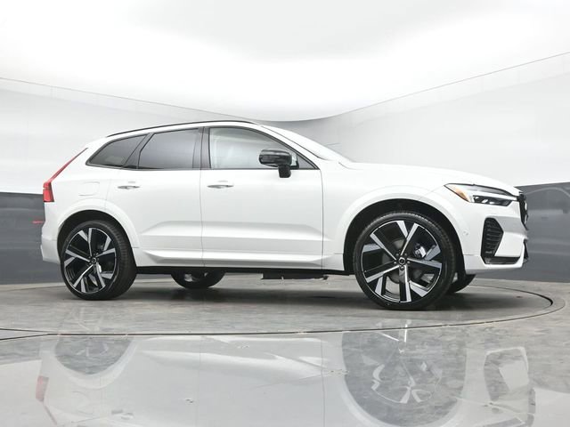 New 2026 Volvo XC60 B5 Ultra w/ Protection Package Premier AWD/4WD image 39