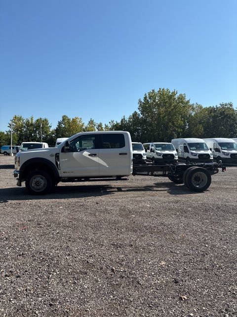 New 2026 Ford F550 4x4 Crew Cab image 5