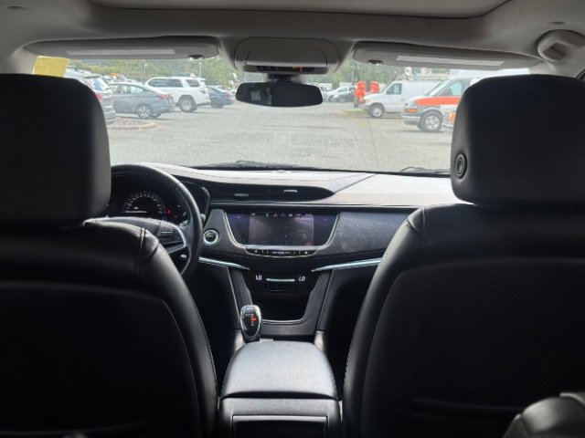 Used 2017 Cadillac XT5 Luxury w/ Driver Awareness Package AWD/4WD image 10