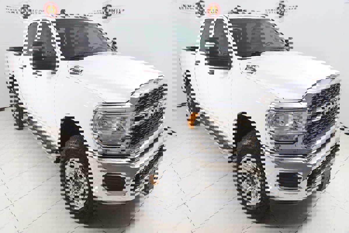 Used 2023 RAM 3500 Tradesman w/ Chrome Appearance Group image 14