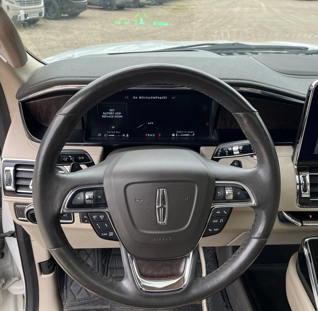 Used 2020 Lincoln Navigator Reserve w/ Luxury Package AWD/4WD image 21
