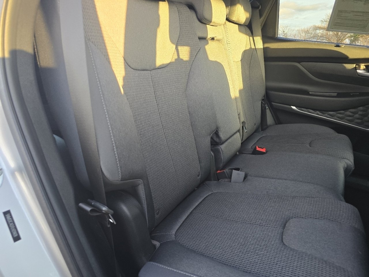 Used 2020 Hyundai Santa Fe SEL w/ Convenience Package image 21