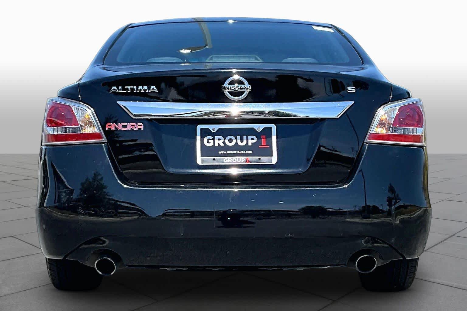 Used 2015 Nissan Altima 2.5 S w/ Power Driver Seat Package FWD image 5
