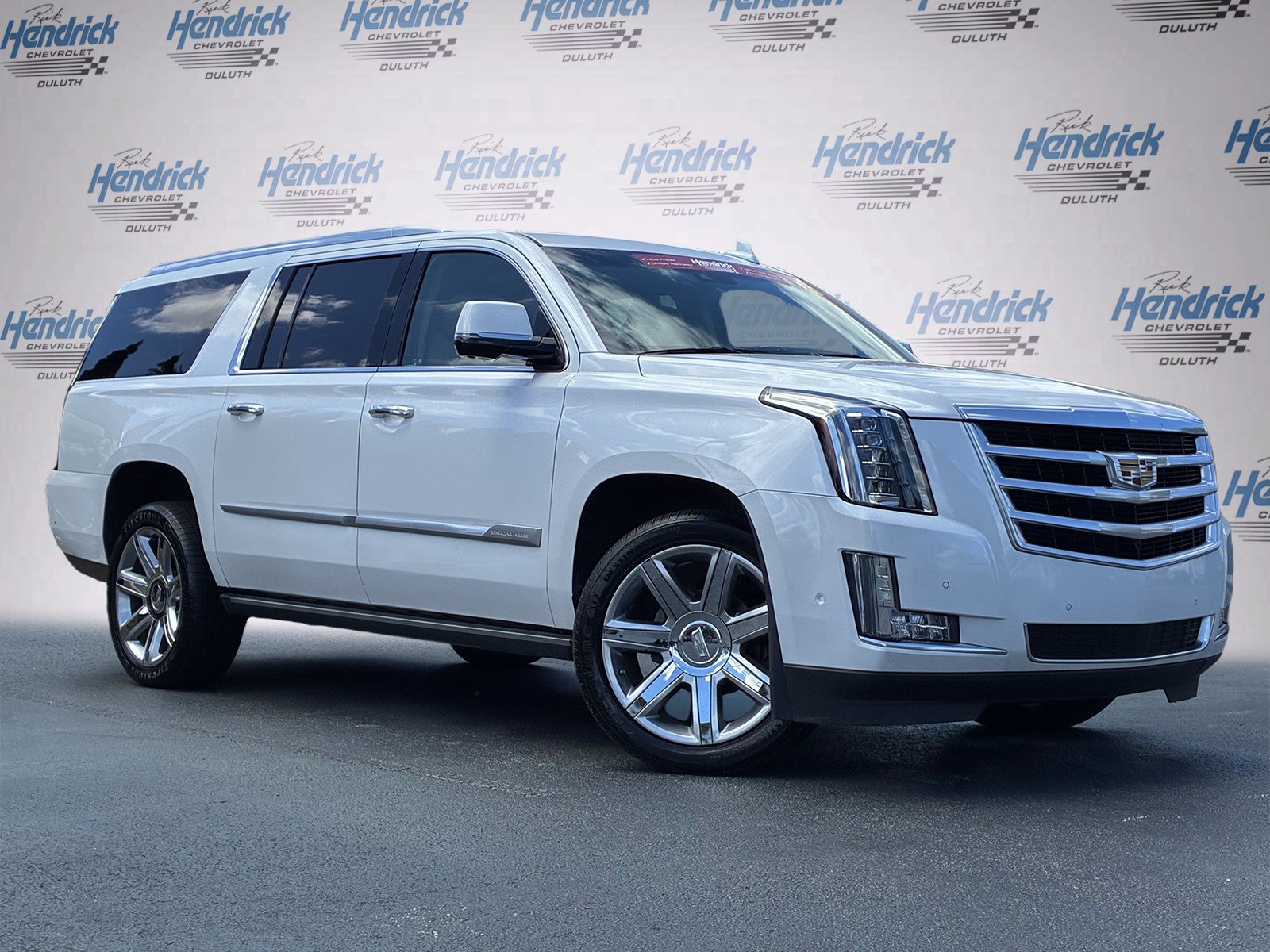 Used 2019 Cadillac Escalade ESV Premium Luxury AWD/4WD image 2