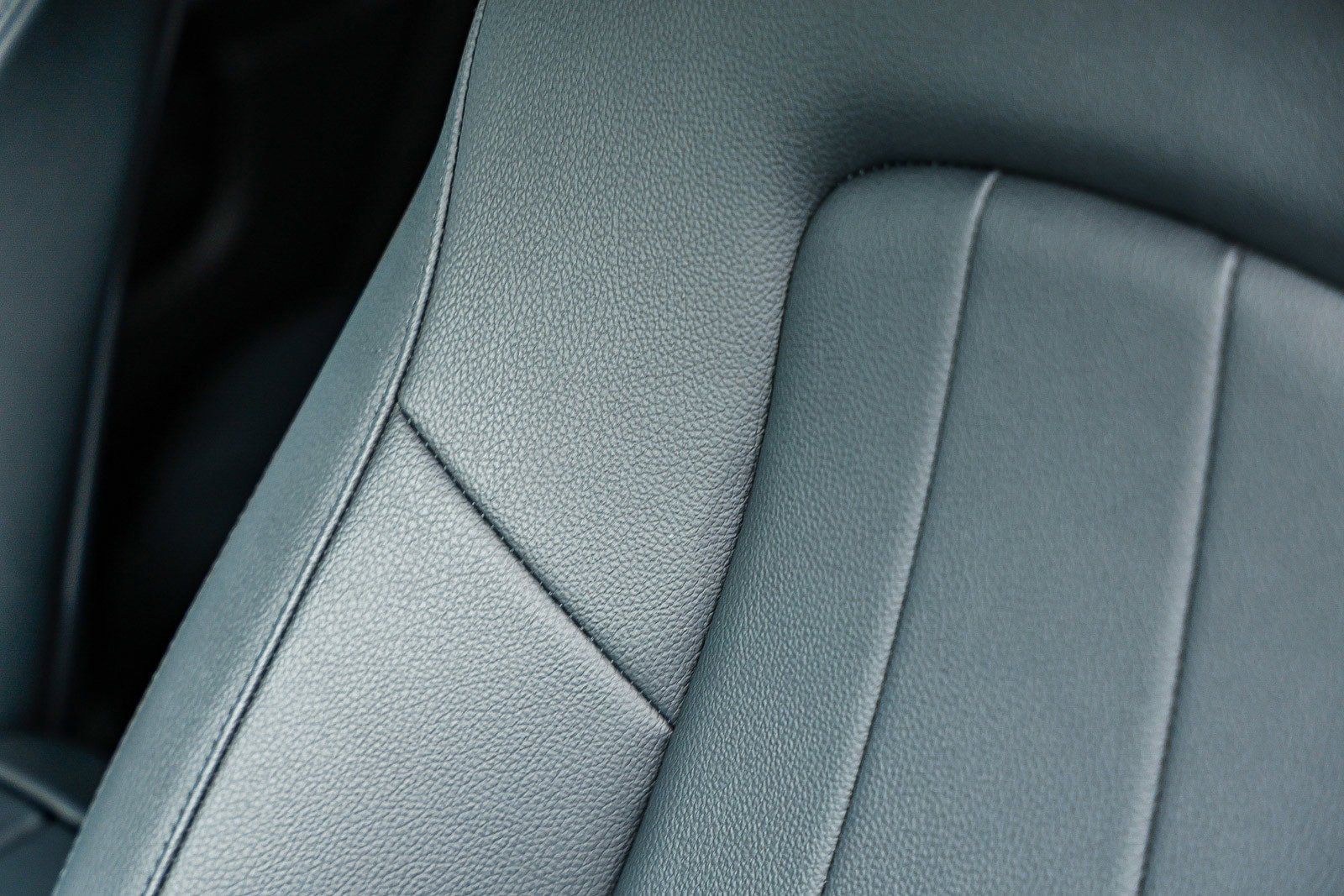 Used 2025 Mercedes-Benz GLA 250 4MATIC image 24