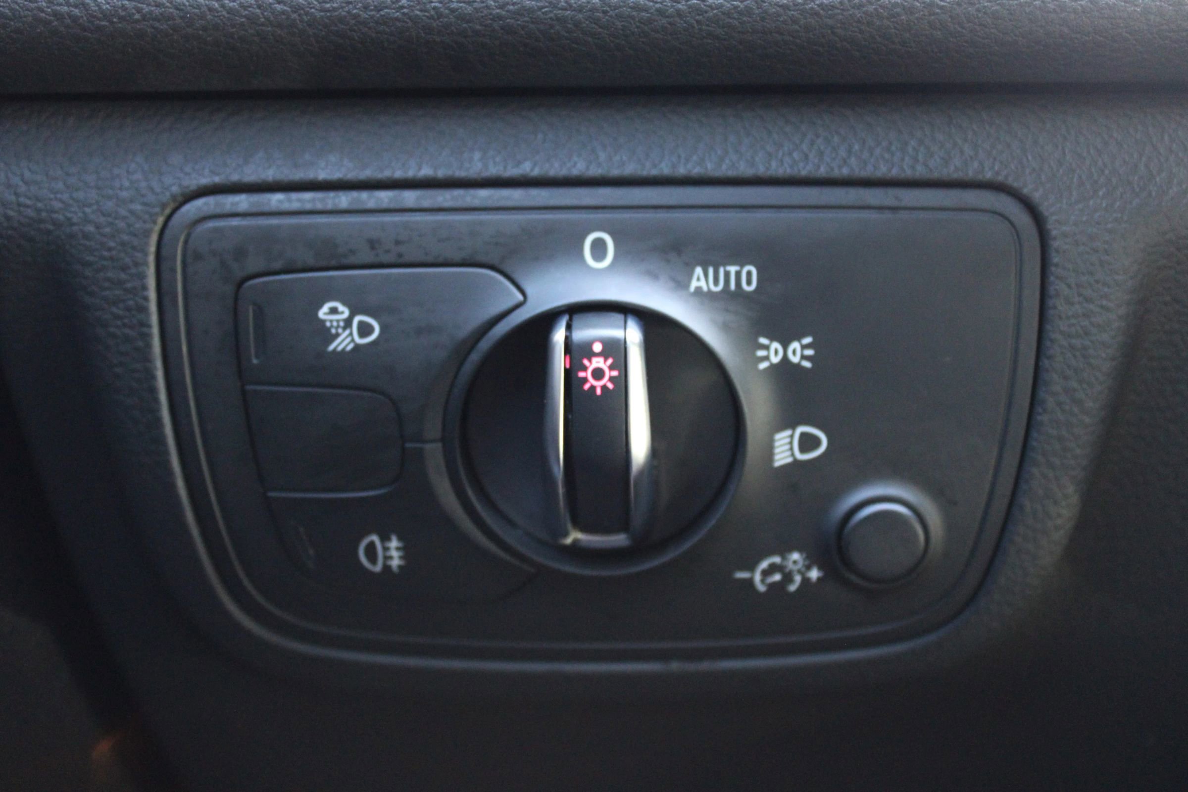 Used 2018 Audi A6 2.0T Premium Plus w/ Premium Plus Package image 19