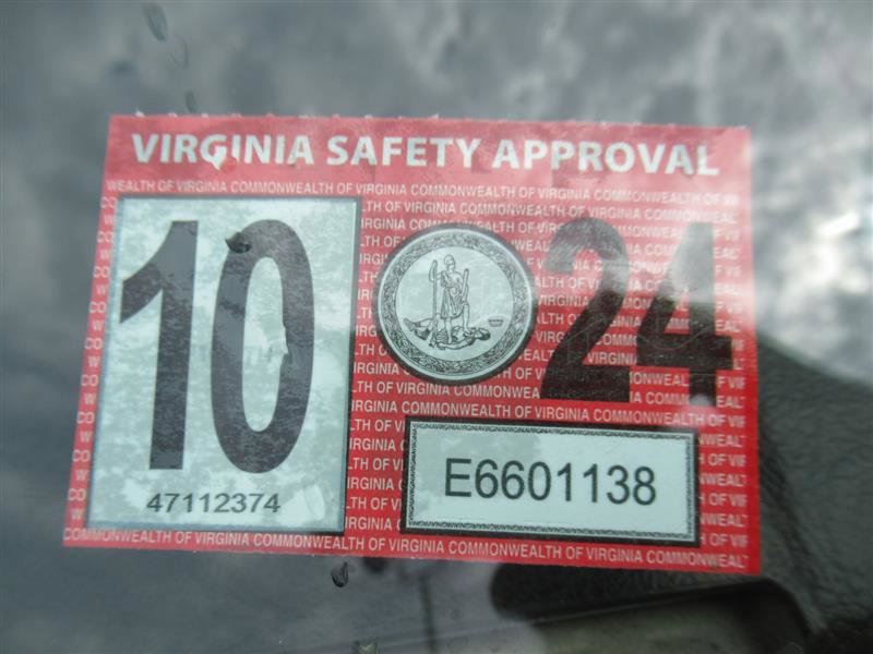 Used 2011 Ford E-250 and Econoline 250 w/ Insulation Pkg image 11